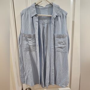Light Blue Sleeveless Button-Up Vest
